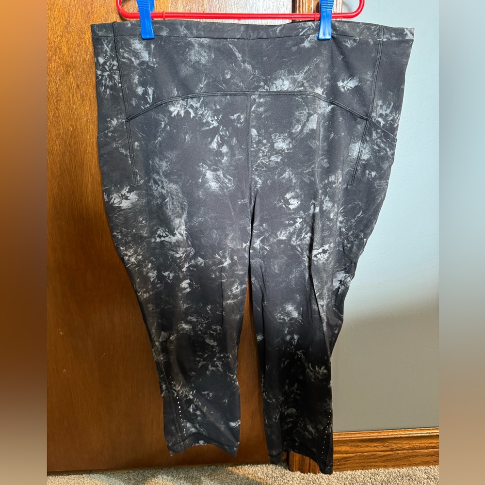 Lululemon Swift Speed High-Rise 21’’ Size 16